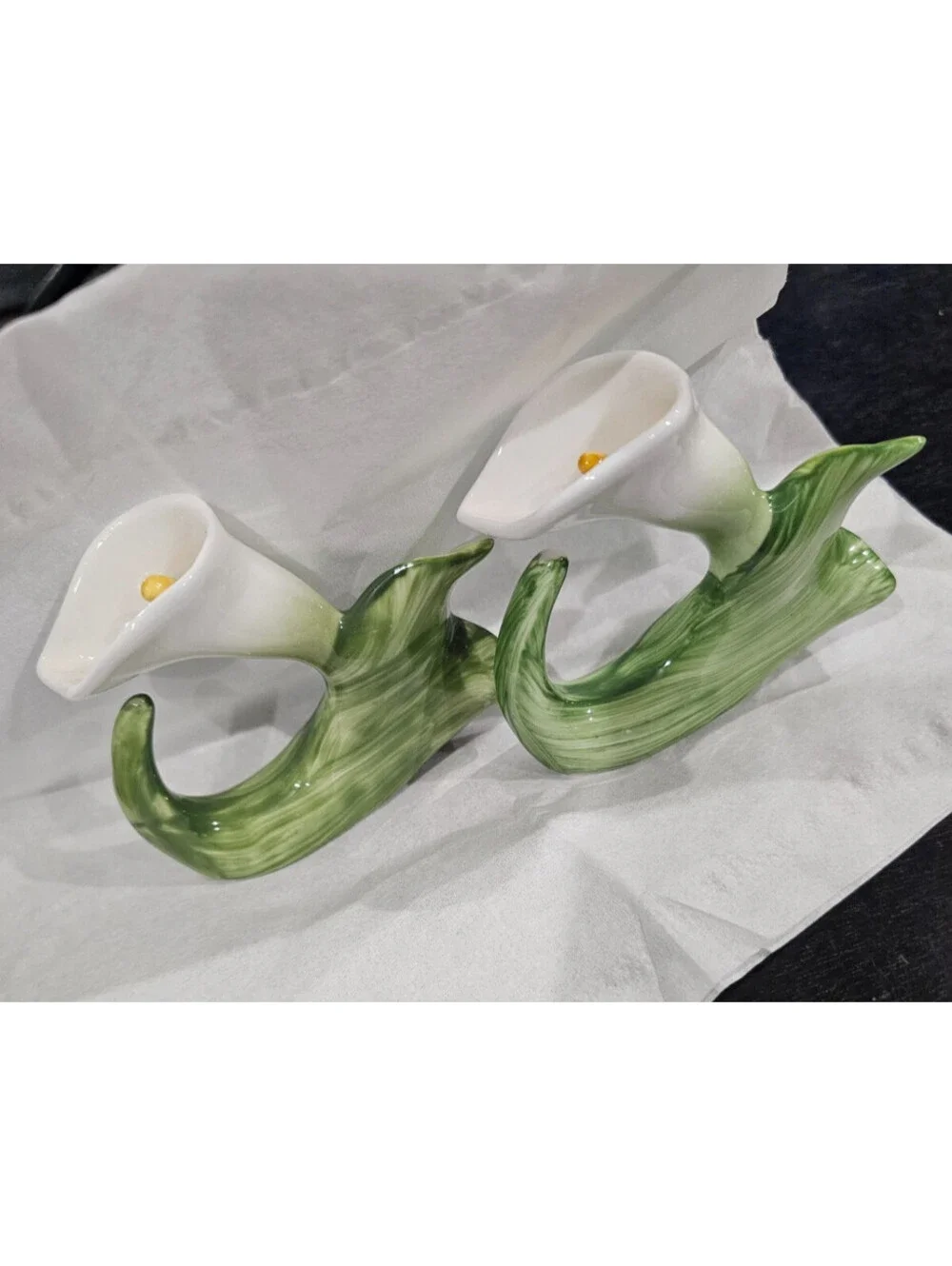 (2pc) Vintage 1986 RPA Pia Fine Bone China Hand Painted Calla Lily Napkin Ring
